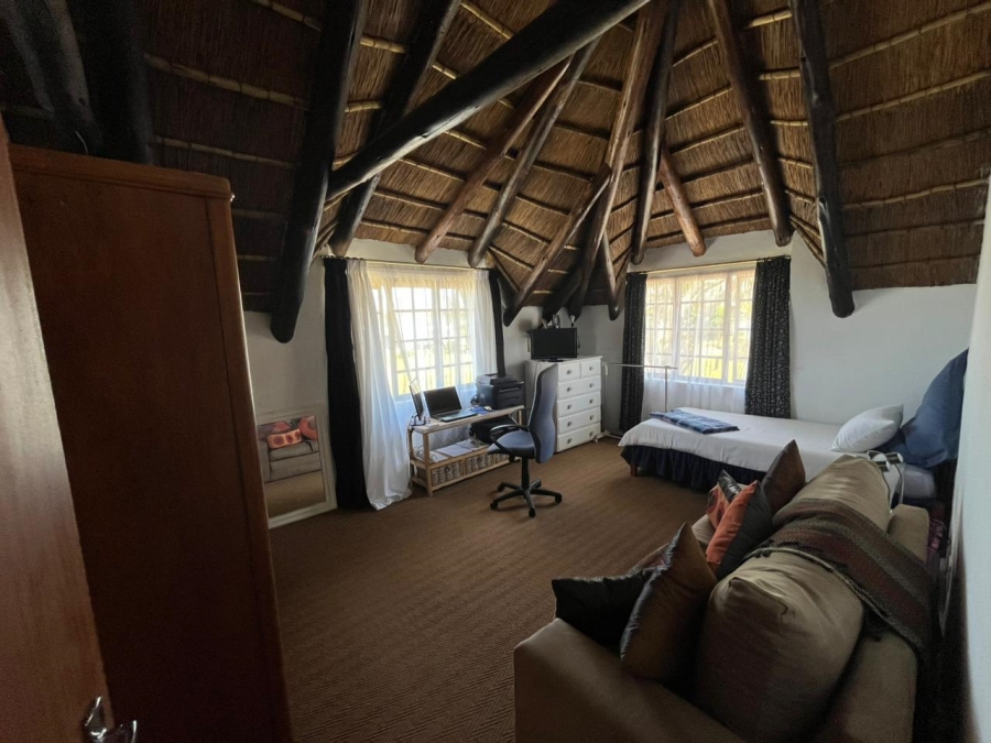 3 Bedroom Property for Sale in Cove Rock Eastern Cape
